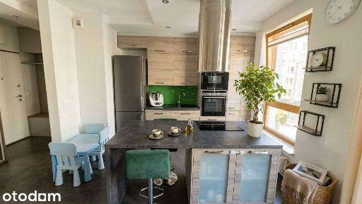 SŁONECZNY APARTAMENT W KOMPLEKSIE 