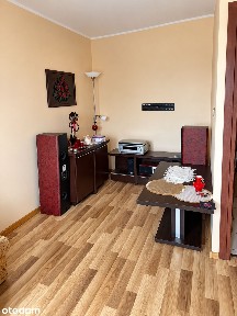 Sprzedam mieszkanie 3 pokoje + balkon + piwnica | bezpośrednio