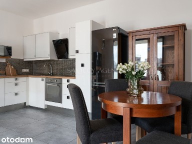 Słoneczny apartament z dużym balkonem Wilanów