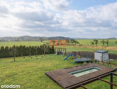 Dom z zew. basenem w okolicy Żarowa na działka 1899 m2