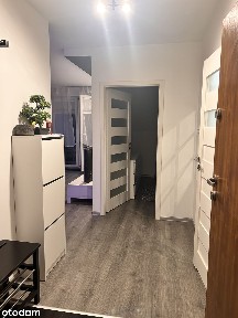 Komfortowe 2-pokojowe mieszkanie z balkonem i garazem w Warzymicach.
