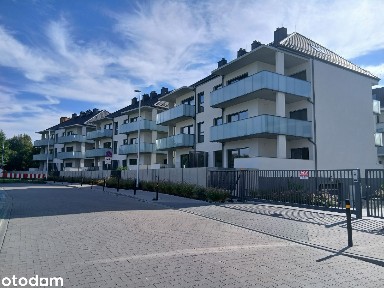 3 lub 4 pokoje, przy każdym balkon | wys. 2,78m | 2 łazienki | stylowe