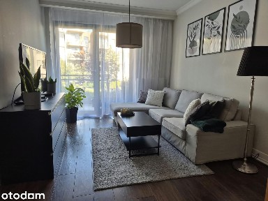 Komfortowe 2 pokoje 42 m² | Ogrody Hallera | Wysoki parter | Balkon