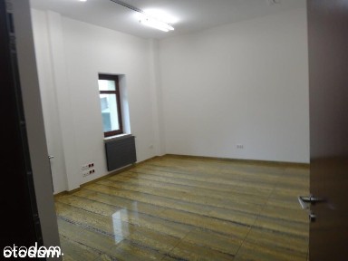 Wynajmę lokal 100m2, ul. Nowy Rynek, Kalisz