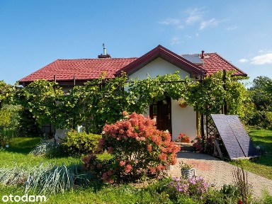 Dom z pięknym ogrodem 1525 m² | Kady | WKD 10 min | BEZ PROWIZJI