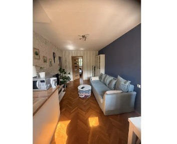 BOREK,ROZKŁADOWE,3 POK,45M2,MIEJSKIE MEDIA,BALKON,II PIĘTRO,BLOK