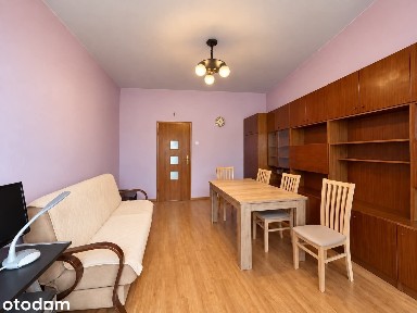 70m2, miejskie CO, w Centrum Miasta-można zrobić 3 pok