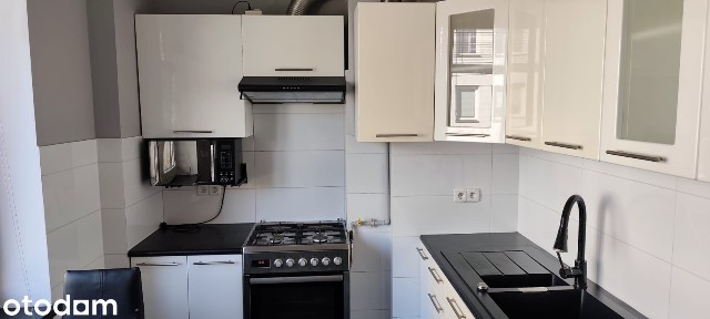 Mieszkanie 2-pokojowe z oddzielną kuchnią i balkonem w ścisłym centrum