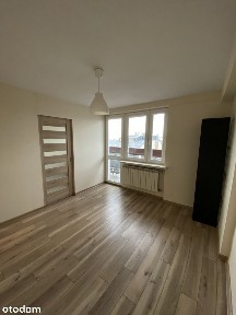 Plac Trzech Krzyży 2 pokoje 36m2