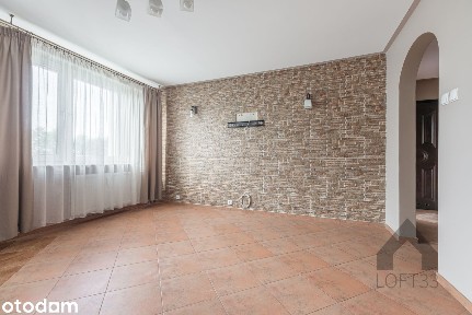 Przestronne trzypokojowe mieszkanie z dużym balkonem na Fredry