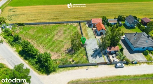 Dwa domki całoroczne i działka z WZ - Kołczewo