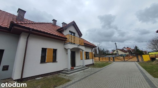 Dom 189 m2 z garażem - gotowy do wykończenia