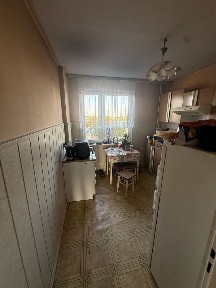 Sprzedam 3 pokoje 55 m2 z widną kuchnią w Centrum Żyrardowa