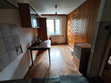 1. piętro, 33 m², Osiedle Kolejki Leśne, potencjał
