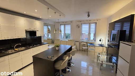 50 m2 Centrum z balkonem i garażem podziemnym, osiedle zamknięte