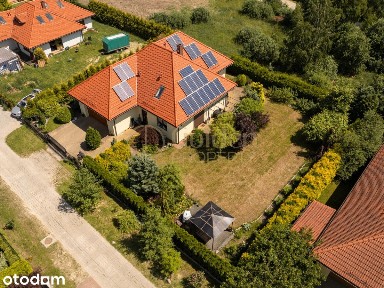 Przestronny dom wolnostojący- Przyjaźń!