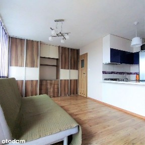 Kawalerka na sprzedaż 26 m2 balkon piwnicaSky Tower
