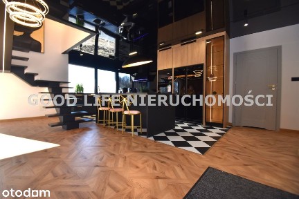 Nowoczesny dom wolnostojący 260 m2, 5Pok. / Krasne