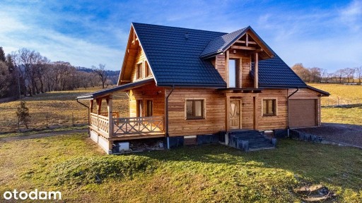 Nowoczesny drewniany dom w Bieszczadach | 30 Ar