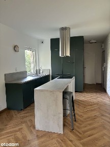 Dwupokojowe mieszkanie/klimatyzacja/miejsce postojowe w hali garażowej