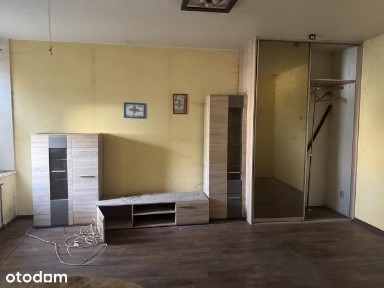 34mkw na parterze, Górna
