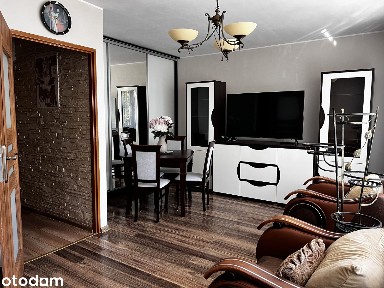 Słoneczne mieszkanie na Osiedlu Widok (1. piętro, balkon, piwnica)