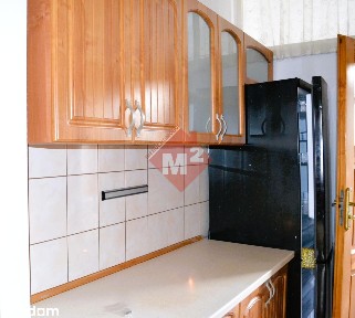 Komfortowe 4-pokojowe mieszkanie w Płotach z tarasem, piwnicą i dostęp