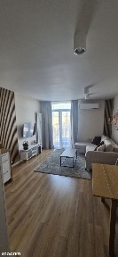 Odnowiona kawalerka - balkon i klimatyzacja - Ochota, blisko WUM I UW