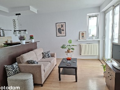 Funkcjonalne mieszkanie 36 m2, dwupokojowe z loggią, komórką i garażem