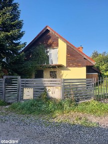 Dom wolnostojący pow. 174,5 m2, działka 750 m2!