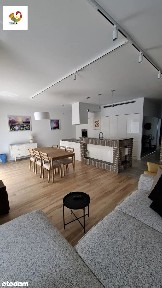Przestrzenne trzy pokoje, w miasteczku Wilanów