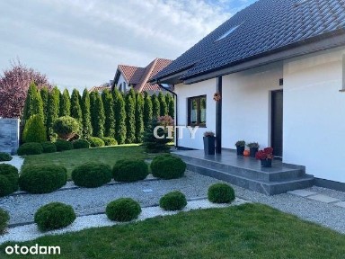 Dom wolnostojący/gotowy do zamieszkania