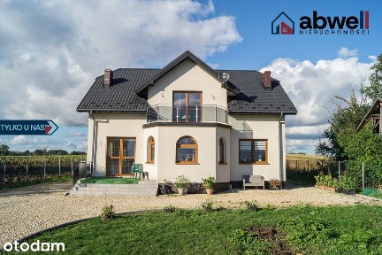 Zadbany dom do wejścia w Klimontowie - z możliwościami aranżacji
