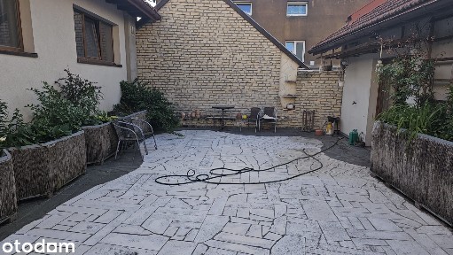 Mieszkanie 130m2 (+ taras 70m2 i piwnica 80m2) w centrum Krzeszowic