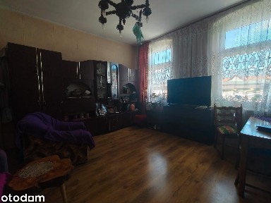 3 pokojowe mieszkanie w centrum (do remontu)