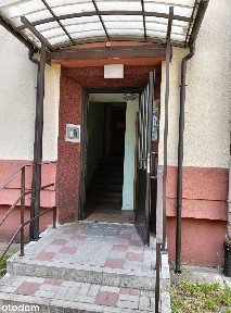 Wygodne wysokie mieszkanie blisko Manufaktury z dobrą komunikacją