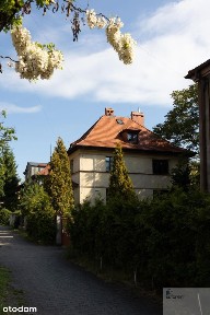 Przestronna siedziba dla Twojego Biznesu. Rezerwac