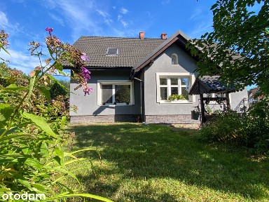 Piękny wolnostojący dom/ do wejścia/ działka 19 ar/ 4 pokoje 135m2