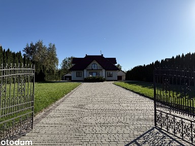 Rezydencja w spokojnej okolicy tuż pod Siedlcami - Białki