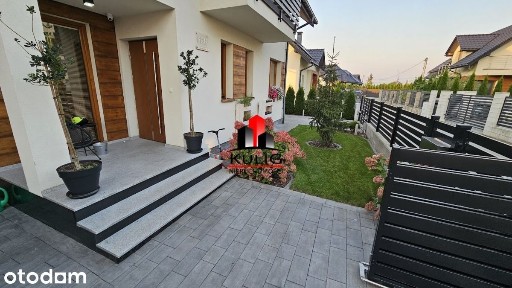 Kraków - Przylasek Rusiecki, nowoczesny dom