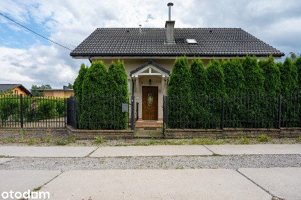 Gotowy do zamieszkania dom w Bystrej