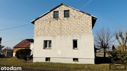 Duży dom w malowniczej okolicy w Gołębiewie