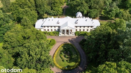 Kompleks pałacowy, Rytwiany, Staszów