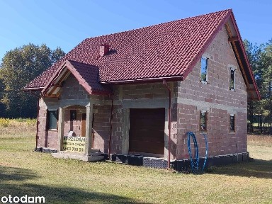 Nowy dom na Szlaku Orlich Gniazd i w otulinie Parku Krajobrazowego
