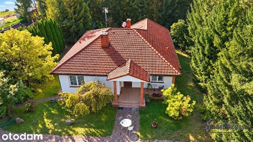 Piękny dom pod Szczecinkiem otoczony zielenią - Pa