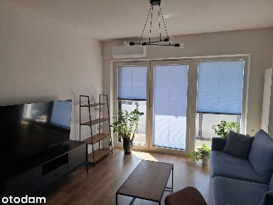 Mieszkanie 40m2 z klimatyzacją, kom. lokatorską 4m2 i m. postojowym