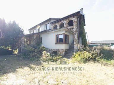 Ogromny dom z wydzielonym mieszkaniem | 280 m2 | Dorohucza