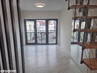 Dwupoziomowy lokal usługowo-biurowy z tarasem Lwowska 38, Nowy Sącz