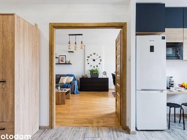 Przestronne 55 m² | Osobna kuchnia | Drewniane podłogi | Loggia | SKM