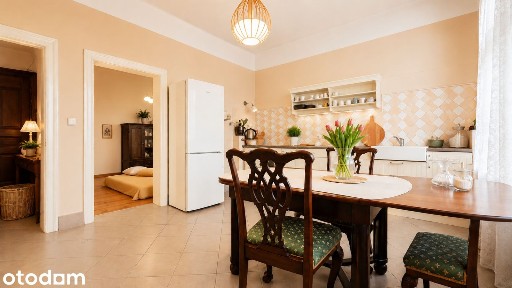 Klimatyczne mieszkanie w zabytkowej willi z 1928 roku | 105 m² | garaż